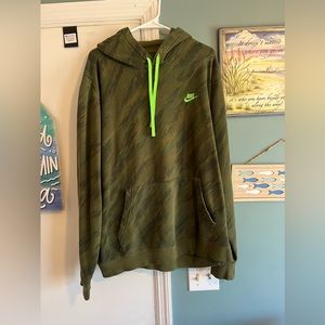 Men’s Nike Pullover Hoodie